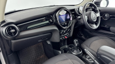 MINI Hatchback 1.5 Cooper Classic 3dr Auto [Comfort/Nav Pack] Petrol Hatchback